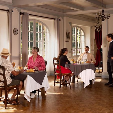 ホテル Manoir Du Stang La Forêt-Fouesnant エクステリア 写真
