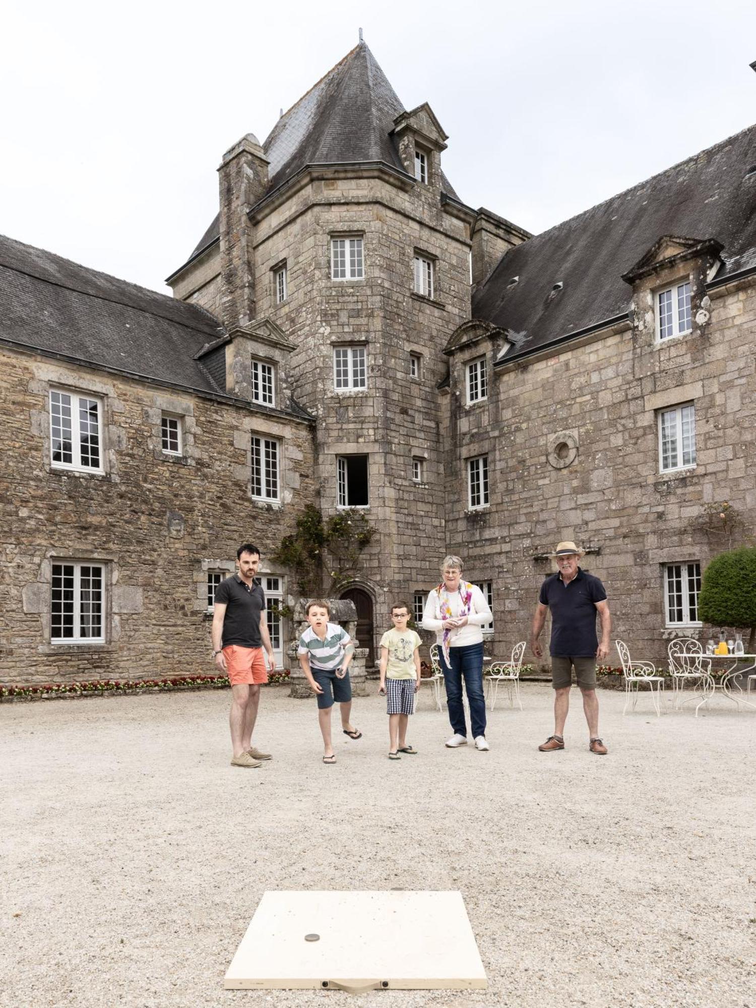 ホテル Manoir Du Stang La Forêt-Fouesnant エクステリア 写真