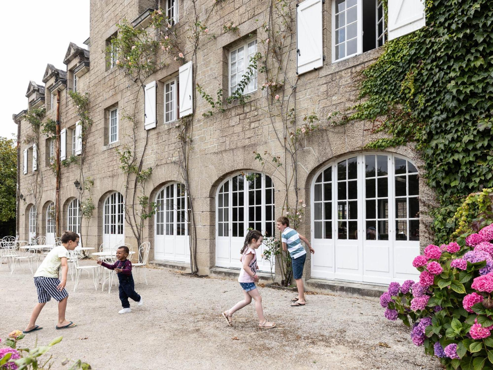 ホテル Manoir Du Stang La Forêt-Fouesnant エクステリア 写真